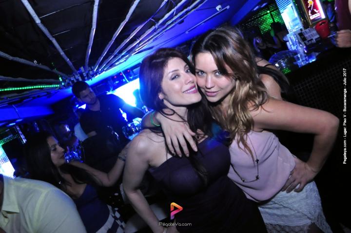 Foto 18 de PISO V - Sábado 5 de julio de 2017 en Bar Piso V Bucaramanga, Bucaramanga