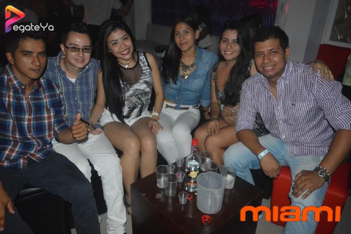 Foto 30 de Miami - 3er Fds Agosto 2016 en Miami Bar Cali, Cali
