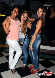 Foto 30 de Junio 15 del 2o13 en Space Menga, Cali