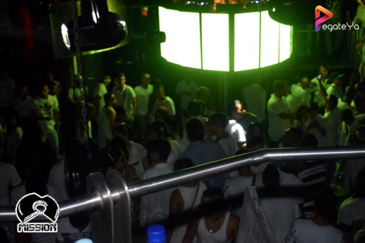 Foto 53 de 5ta Edicion Fiesta Blanca - Mission Club en Pegateya Cali, Cali