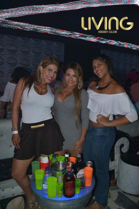 Foto 8 de Living Night Club - 2do/3er fds Junio en Living Night Club, Cali