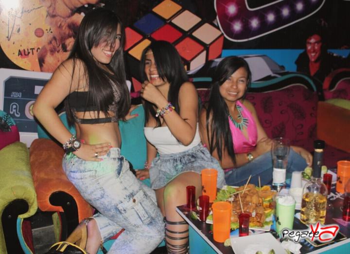 Foto 12 de Beautiful 80`s - Julio 19 en Beautiful 80`s Cali, Cali
