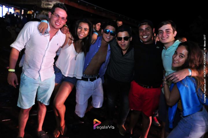 Foto 42 de RooF Top Sábado 18 de marzo de 2017 en Fiestas Colombia, Medellín