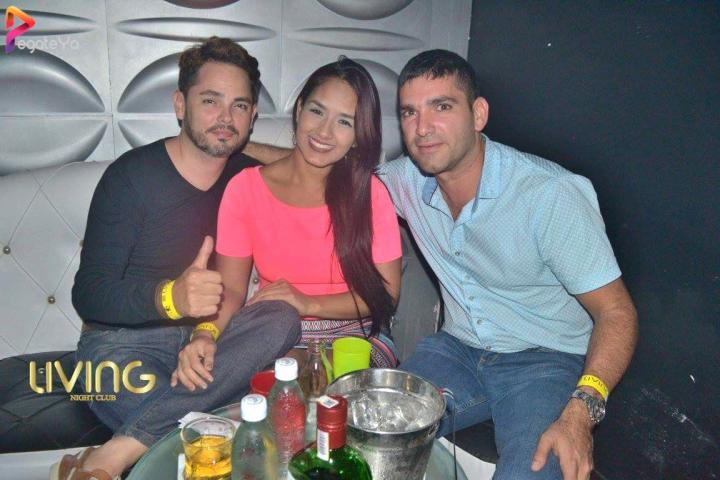 Foto 18 de Living - 2Do Fds Nov 2016 en Living Night Club, Cali