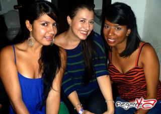 Foto 17 de Octubre 06 del 2012 en Babel / Barra Libre Cali, Cali