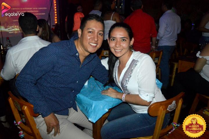 Foto 81 de Mi Dios se lo Pague - 5to Fds Abril 17 en Fonda Mi Dios Se Lo Pague, Cali