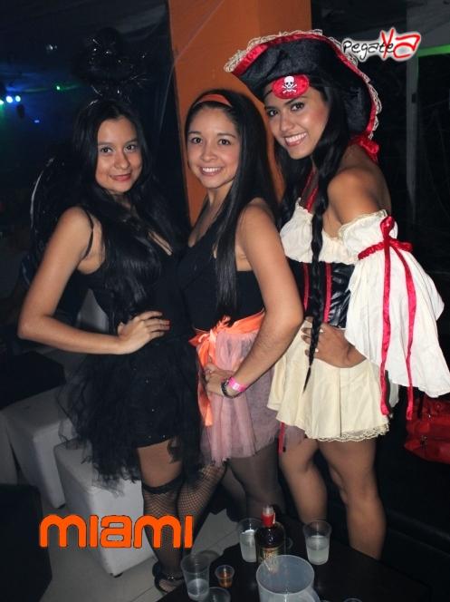 Foto 33 de Miami Bar - Halloween 2014 en Miami Bar Cali, Cali