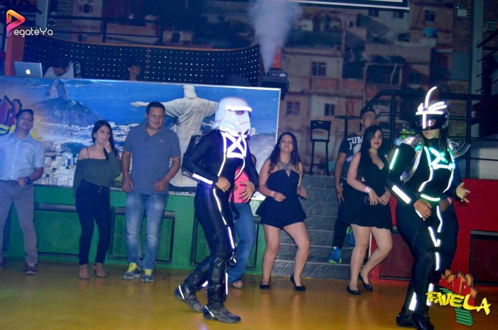 Foto 8 de Favela - 4to Fds Sept. 2017 en Favela Club Menga, Cali