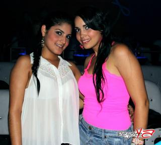 Foto 27 de Agosto 03 del 2013 en Living Night Club, Cali