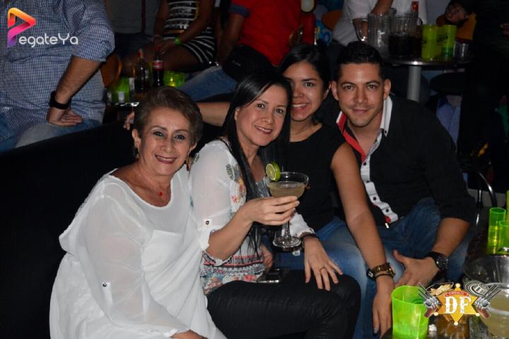 Foto 25 de El DF Club - Amor & Amistad 2016 en El DF Club Discoteca