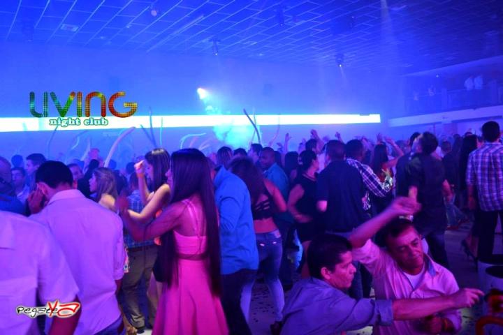 Foto 72 de Living - Feria 2014 en Living Night Club, Cali