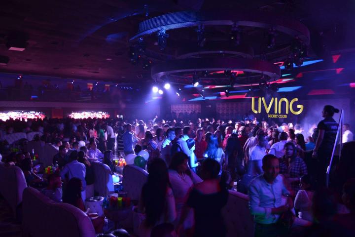 Foto 19 de Living - 5to Fds Abril 2017 en Living Night Club, Cali