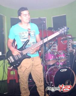 Foto 32 de Beautiful 80`s - Feria 2013 en Mama Bicho