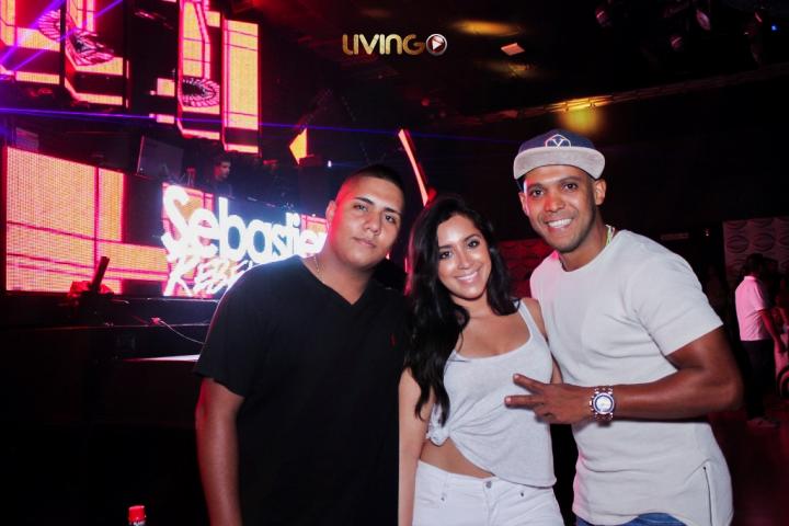 Foto 6 de Living - 4to Fds Marzo 2017 en Living Night Club, Cali
