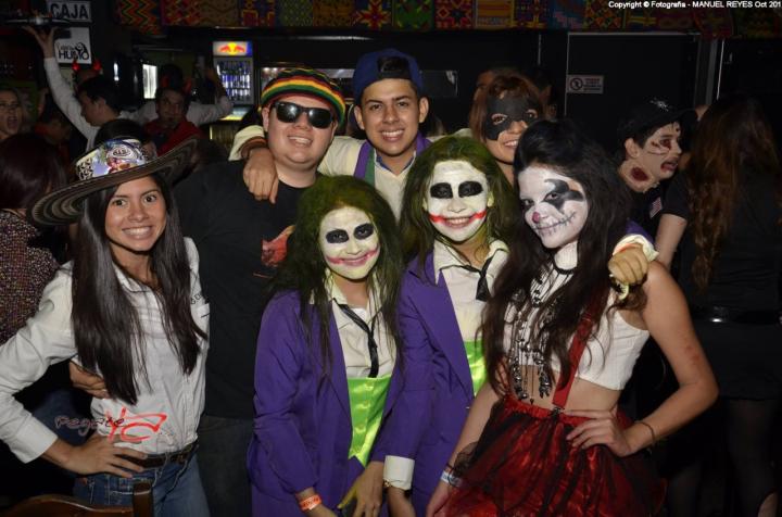 Foto 42 de Matildelina viernes 31 octubre de 2014 en Discoteca Matildelina Bucaramanga, Bucaramanga