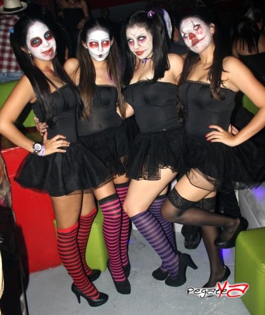 Foto 1 de Favela Club - Halloween 2014 en Favela Club Menga, Cali