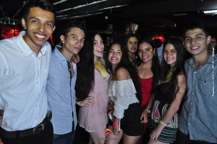 Foto 51 de PISO V - viernes 29 de sep 2017 en Bar Piso V Bucaramanga, Bucaramanga