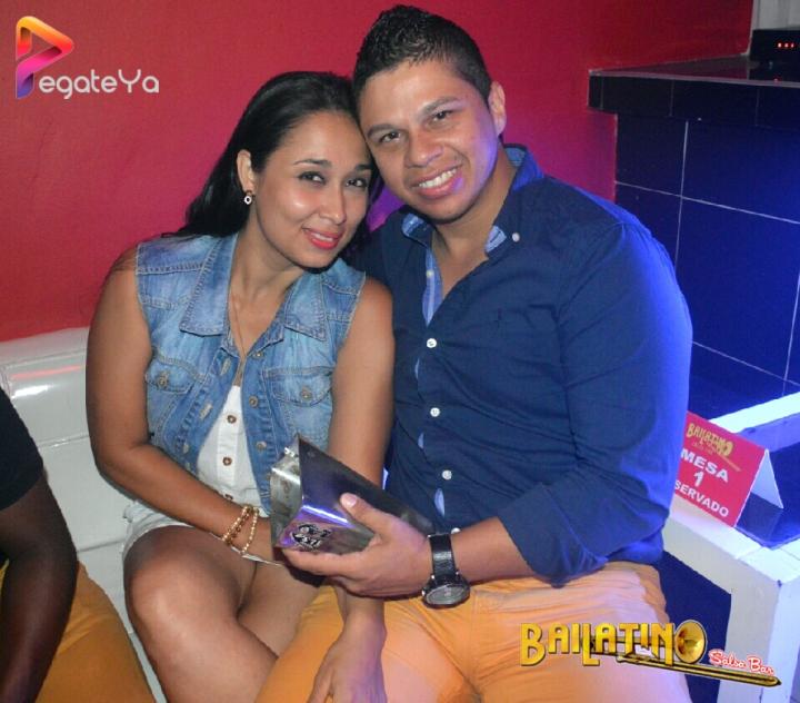 Foto 38 de Bailatino - AMOR & AMISTAD 2016 en Bailatino - Bar, Cali