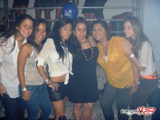 Foto 5 de Junio 08 del 2012 en Babel / Barra Libre Cali, Cali