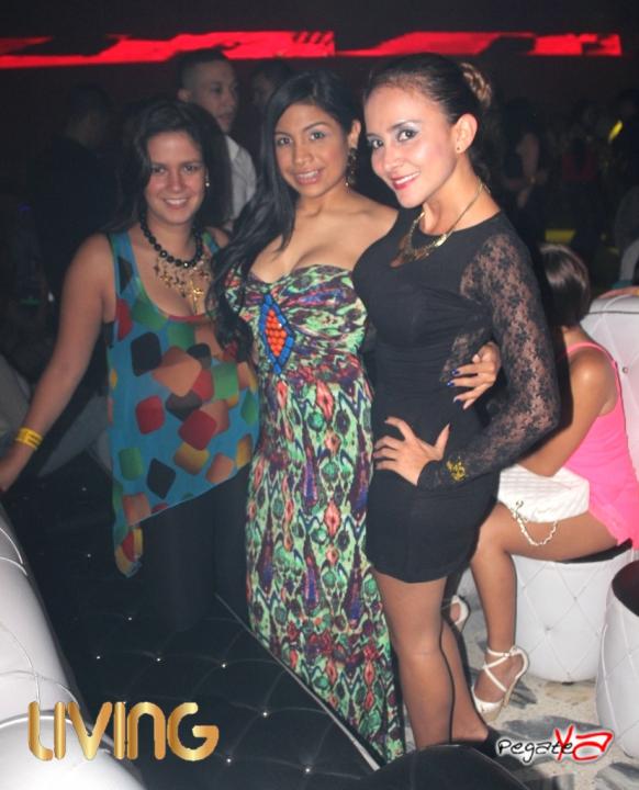 Foto 10 de Living - 3er FDS Octubre en Living Night Club, Cali