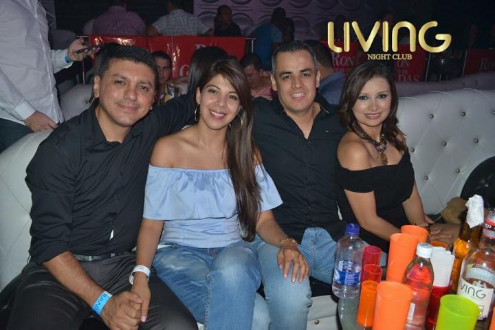 Foto 35 de Living Night Club - 3er Aniversario 2016 en Living Night Club, Cali