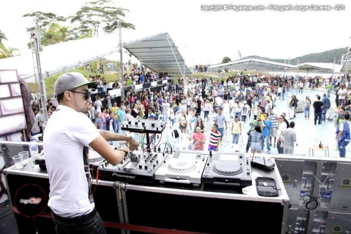 Foto 49 de TOMORROWLAKE Lago Calima en Fiestas Colombia, Medellín
