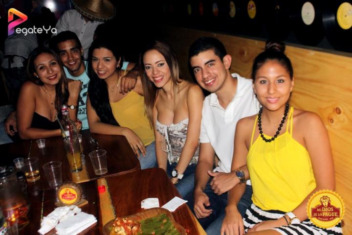 Foto 17 de Mi Dios Se Lo Pague - 3er FDS Dic. 2015 en Fonda Mi Dios Se Lo Pague, Cali