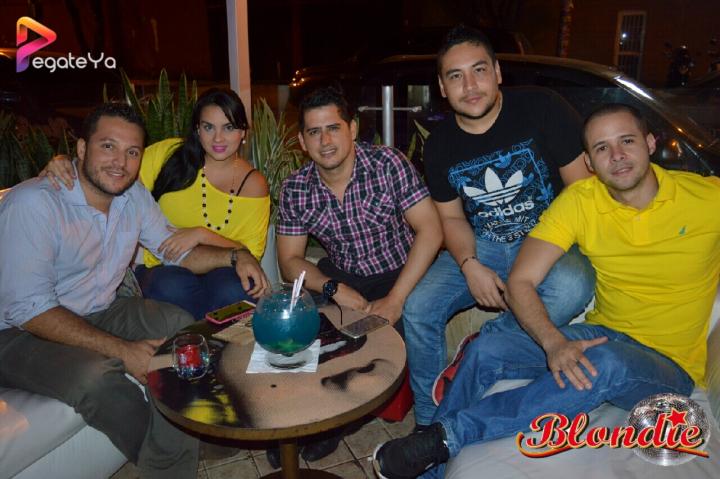 Foto 10 de Blondie - 1er 2do Fds Agosto 2016 en Blondie Bar Cali, Cali