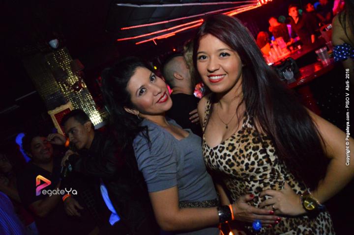 Foto 21 de PISO V - Sabado 16 de abril 2016 en Bar Piso V Bucaramanga, Bucaramanga