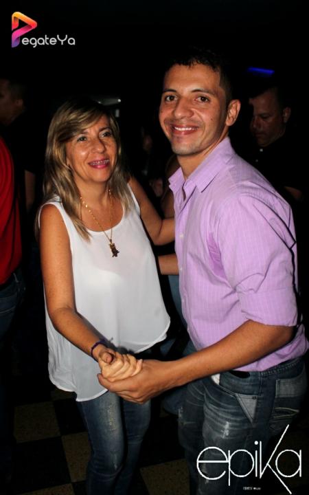Foto 19 de Epika - Amor y Amistad 2015 en Epika Night Club, Cali