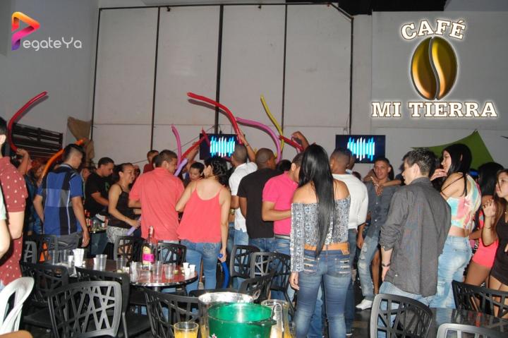 Foto 60 de Cafe mi Tierra - 5to Fds Abril 2016 en Cafe Mi Tierra, Cali