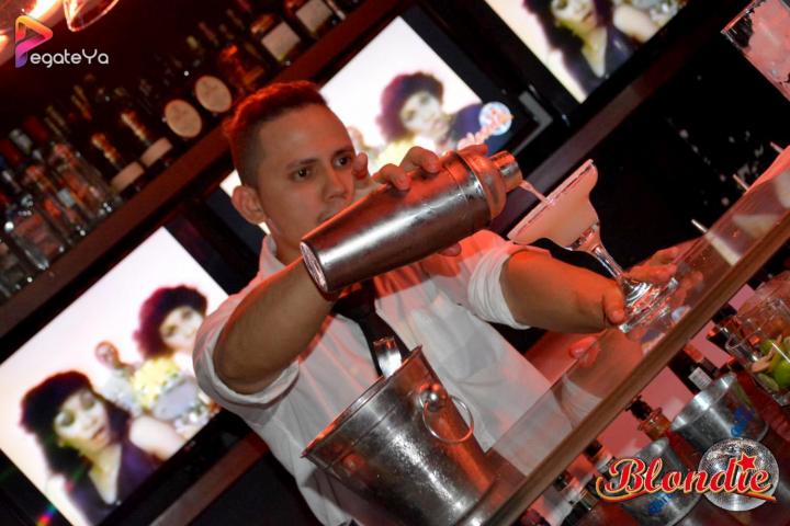 Foto 13 de Blondie - 2do Fds Agosto 2017 en Blondie Bar Cali, Cali