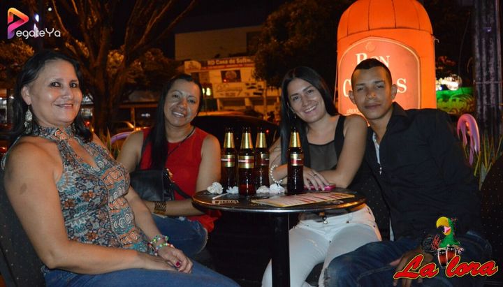 Foto 22 de La Lora - 1er / 2do Fds Sept. 2017 en La Lora Bar, Cali