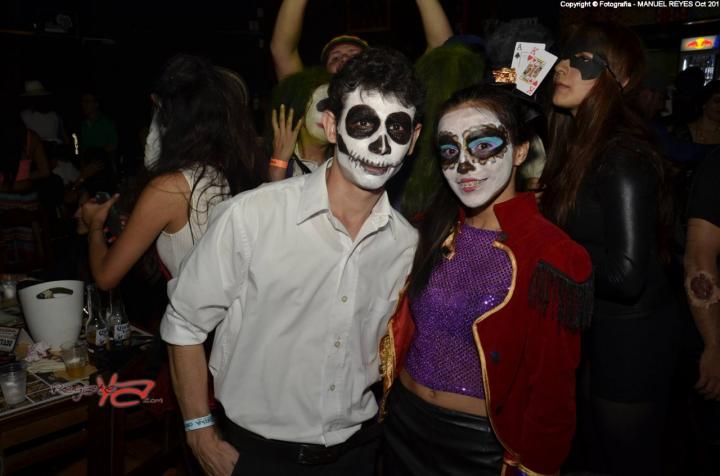 Foto 43 de Matildelina viernes 31 octubre de 2014 en Discoteca Matildelina Bucaramanga, Bucaramanga
