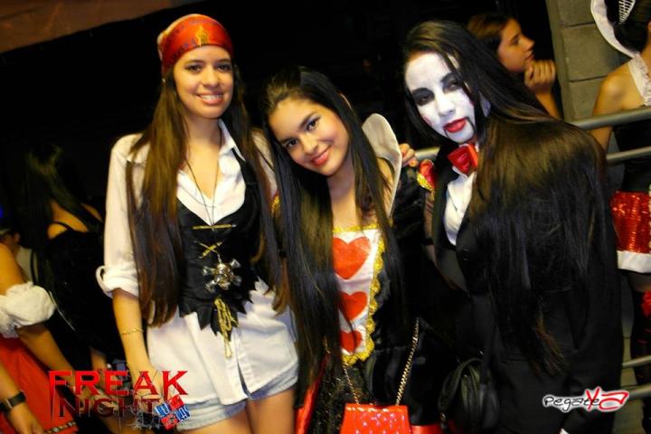 Foto 335 de Lolas - Halloween 2014 en Lolas Club Menga Cali, Cali