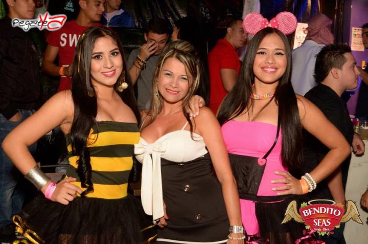 Foto 14 de Bendito Seas - Halloween 2014 en Discoteca Bendito Seas Medellin, Medellín
