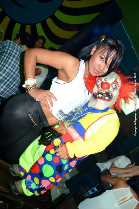 Foto 4 de El Manicomio sábado 22 de agosto 2015 en Discoteca El Manicomio Bucaramanga, Bucaramanga