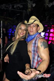 Foto 212 de Mangos Halloween 2011 en Discoteca Mangos Medellin, Medellín
