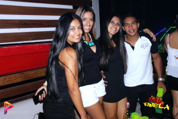 Foto 17 de Favela - 3er FDS Abril 2015 en Favela Club Menga, Cali