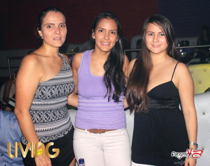 Foto 11 de Living - 3er FDS Octubre en Living Night Club, Cali