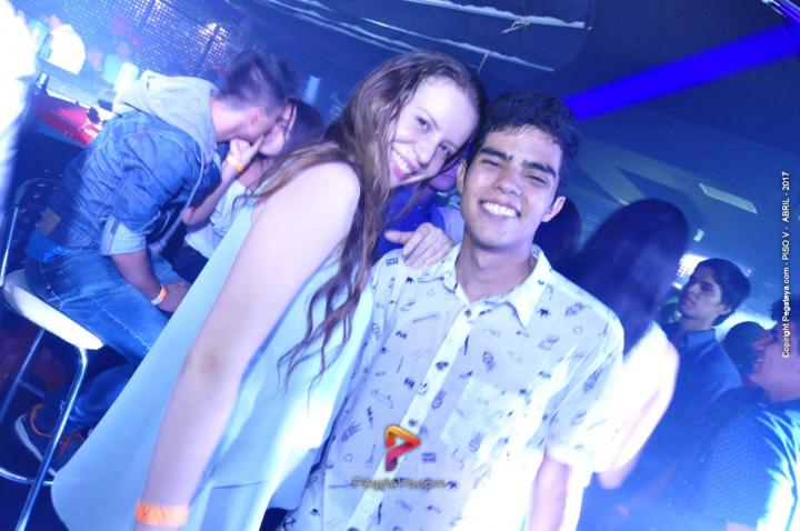 Foto 36 de PISO V - Sabado 8 de abril de 2017 en Bar Piso V Bucaramanga, Bucaramanga