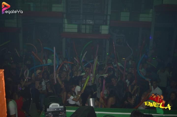 Foto 22 de Favela Club - 4to Fds Abril 2017 en Favela Club Menga, Cali