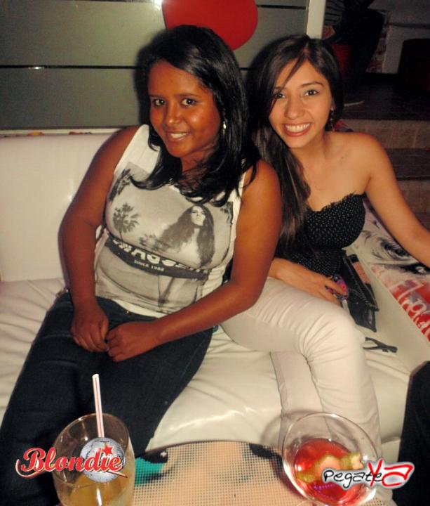 Foto 30 de Blondie - Amor y Amistad en Blondie Bar Cali, Cali