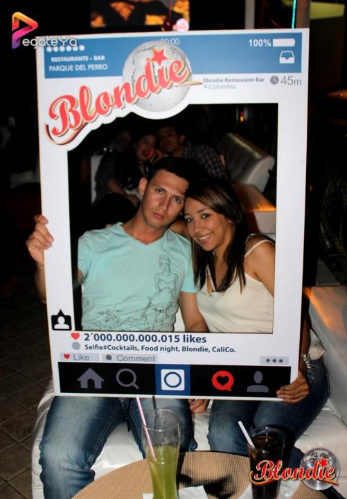 Foto 55 de Blondie - Amor y Amistad 2015 en Blondie Bar Cali, Cali