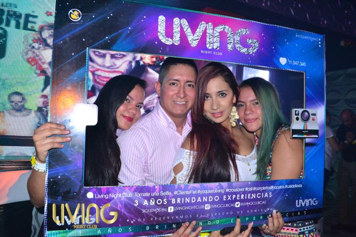 Foto 43 de Living - 1er & 2do Fds Octubre 2016 en Living Night Club, Cali
