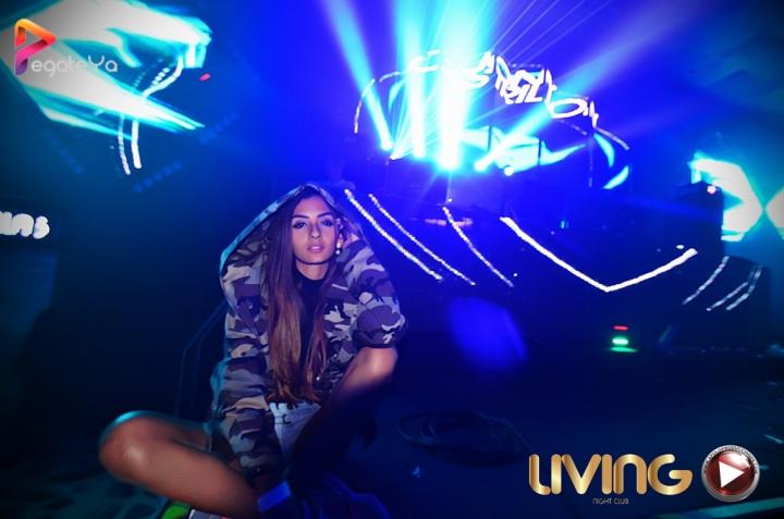 Foto 54 de Living - 3er & 4To Fds Octubre 2016 en Living Night Club, Cali