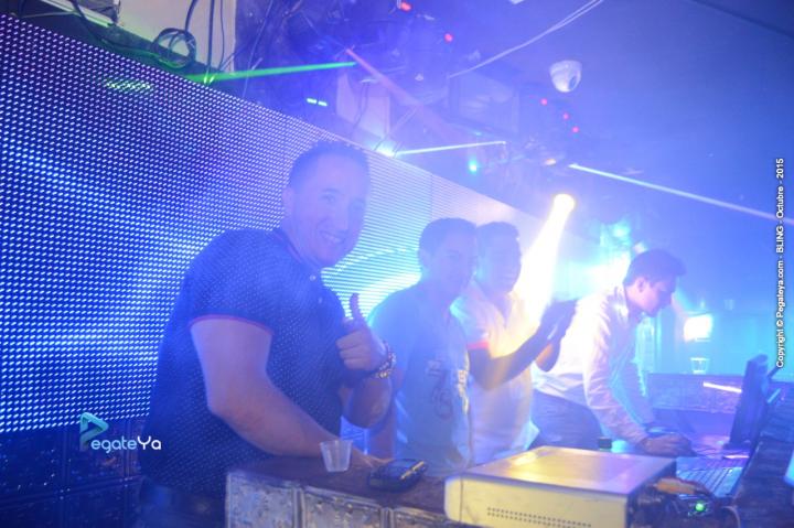 Foto 82 de Bar Bling - viernes 16 oct 2015 en Bar Bling Bucaramanga, Bucaramanga