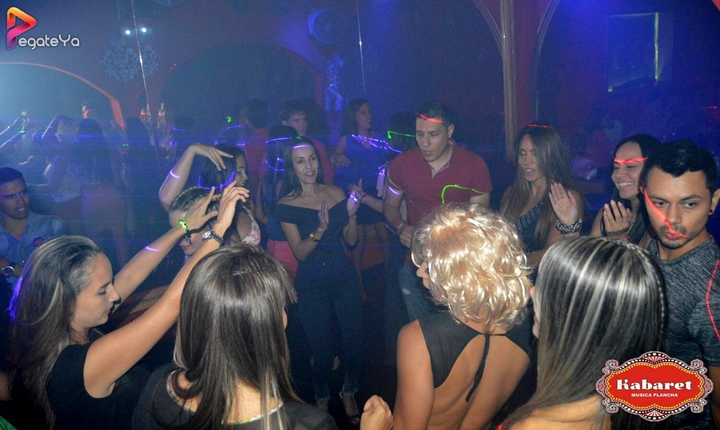 Foto 6 de Kabaret Bar - 3er Fds Agosto 2017 en Kabaret - Granada, Cali