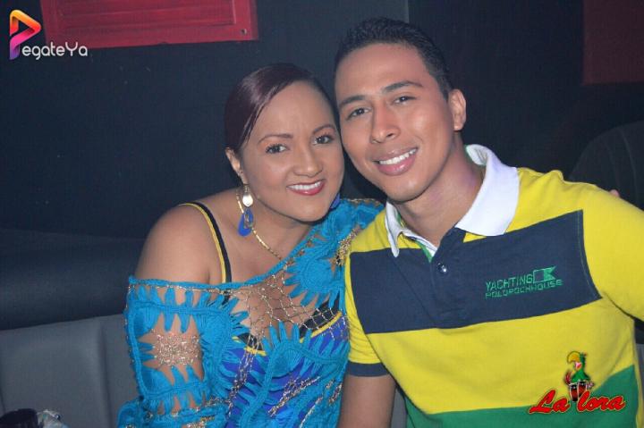 Foto 8 de La Lora - 1er Fds Mayo 2017 en La Lora Bar, Cali