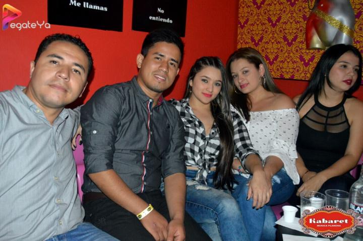 Foto 20 de Kabaret Bar - 1er/2do Fds Enero. 2017 en Kabaret - Granada, Cali
